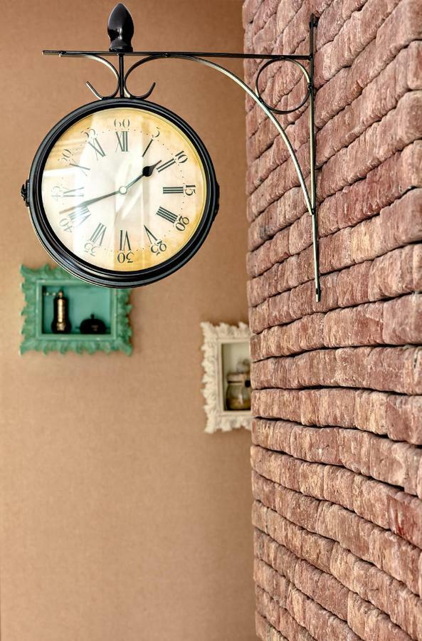 Old Walls 1 ティビリシ エクステリア 写真